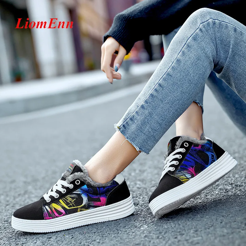 

Winter Women's Flats Shoes Female Graffiti Canvas Sneakers Fur Ladies Running Sport Tennis 2020 Loafers Unisex Big Size 34-44