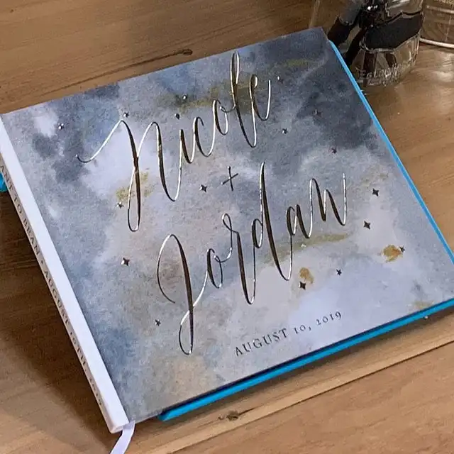 Индивидуальная книга для гостей свадьбы мгновенной фотосъемки в твердом