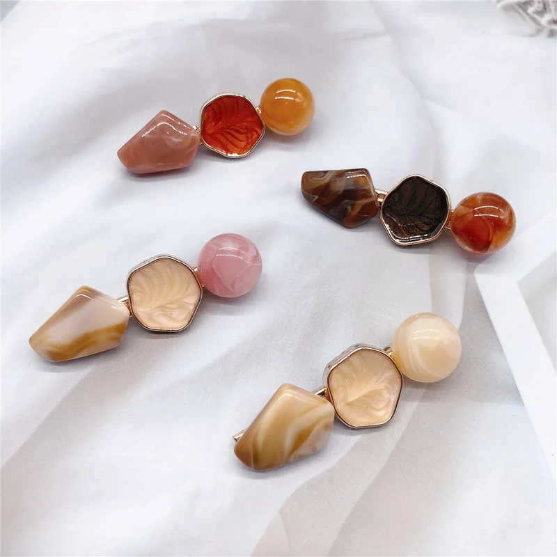 

2021 New Vintage Simple Resin Geometric Button Hairpin Korean Personality Fashion Girl Women's Duckbill Clip Hair Accessories