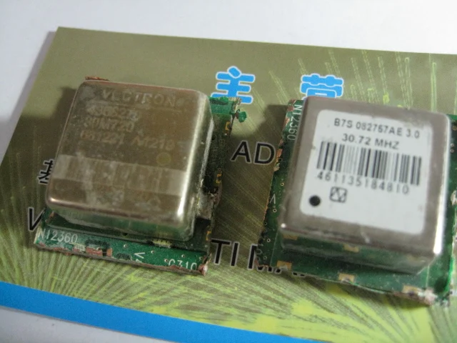 Разборные детали OCXO 30M72 30,72 MHZ OCXO SC Cut Разборные детали OCXO 30M72 30,72 MHZ OCXO SC Cut