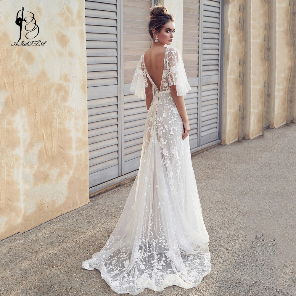 Женское платье с V-образным вырезом расширяющимся книзу рукавом | Свадьбы и