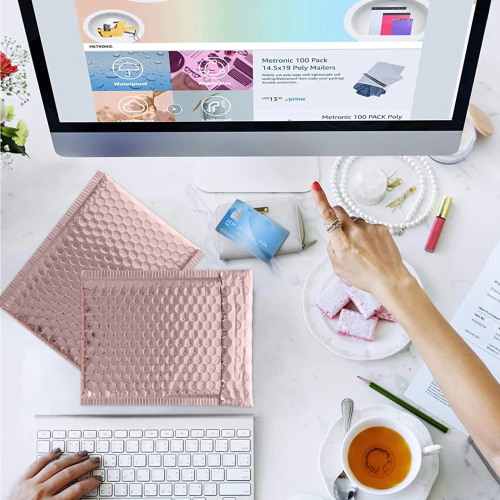 

25pcs Shockproof Bubble Bags Padded Bubble Mailers Self Seal Wrapper Bags