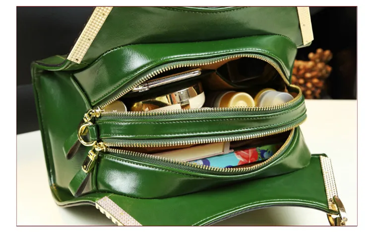 

Women's genuine alligator leather handbag with multi-layer shoulder strap