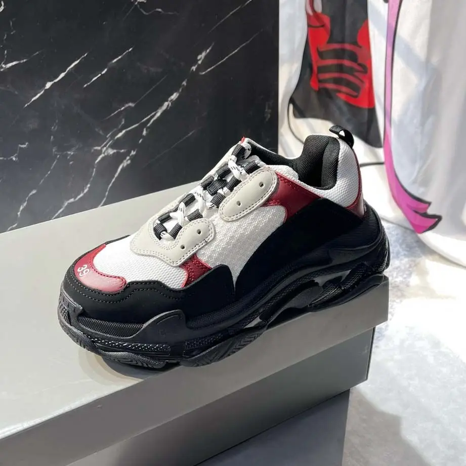 

Couple Sneakers Sports Leisure Shoes Women Lace up Chaussure Femme New Arrival Sapatos Femininos Fashion Heavy Zapatos Mujer