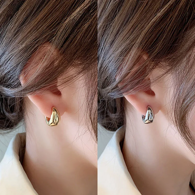 

Simple Metal Korean Hoop Earrings For Women Puck Street Fashion Jewelry Female Accessoires Trendy Golden Round Circle Earring