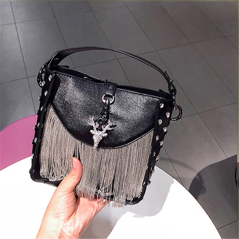 

Women Crystal Deer Totes Black Red Luxury Handbags Tassel Leather Clutch Evening Bag Ladies Small Crossbody Shoulder Bags