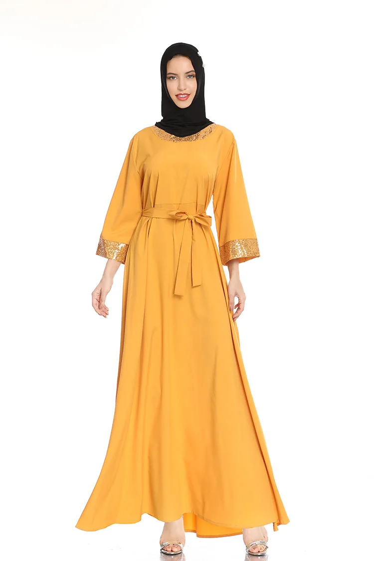 

2021 New Middle East Dubai Arab Muslim Robe Temperament Dress Is Thin, Waist, Three-quarter Sleeves and Retro Robe
