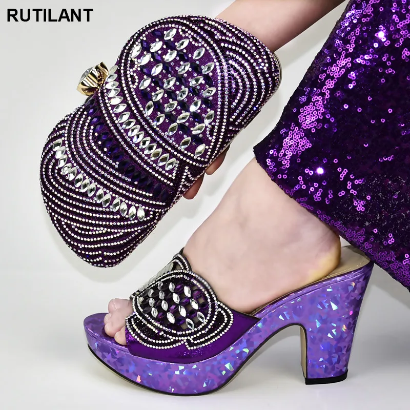 Новейший комплект из обуви и сумки фиолетового цвета в итальянском стиле