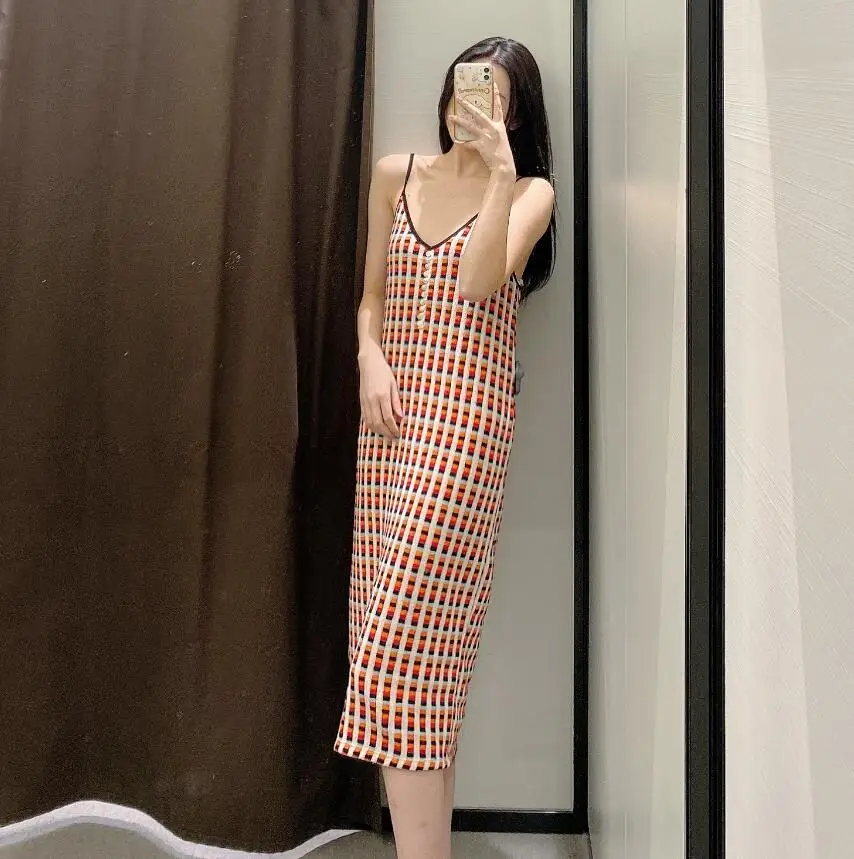 

Women New Fashion Spring Plaid Red Long Dresses Female Casual V-Neck Spaghetti Strap Dress s809