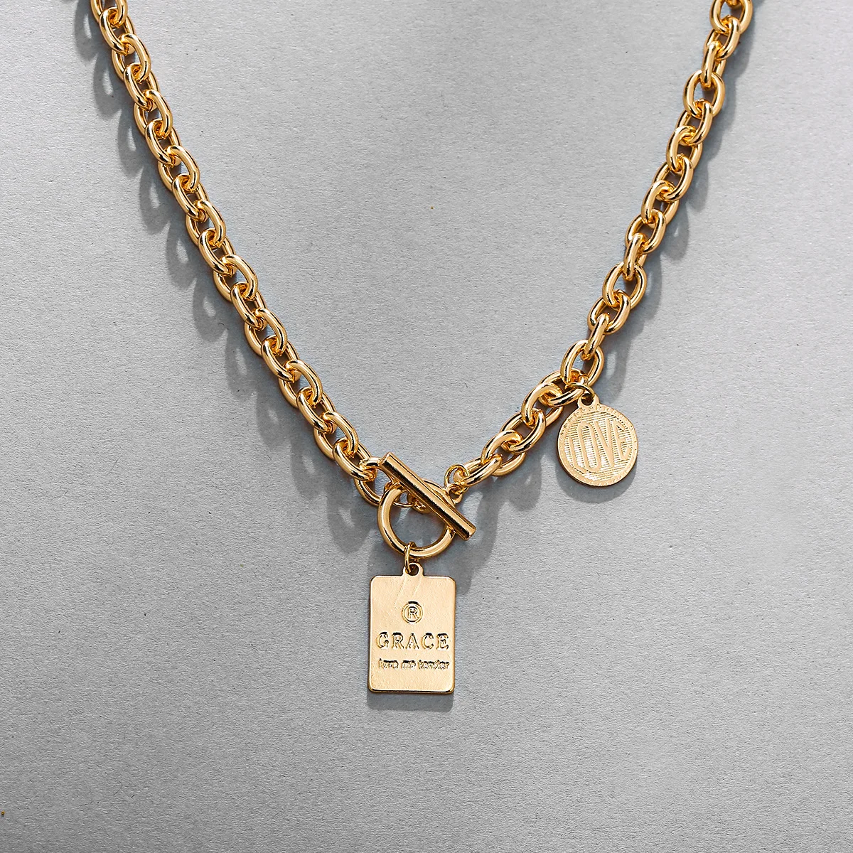 

YW GAIRU New Creative Simple Fashion Temperament Necklace Metal Style Punk Style Student Clavicle Chain