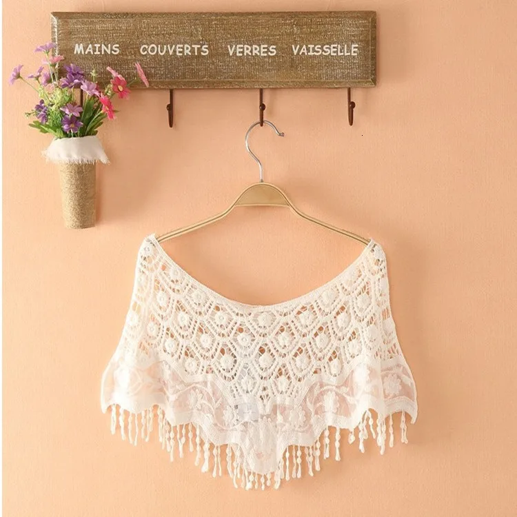 

New Cotton Hand Crochet Gauze Thorn Tassel Clothing Fake Collar Lace Fabric Shawl Hollow Vest Female Fashion Wild Decoration