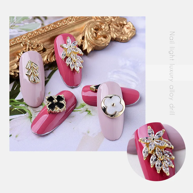 Ювелирное изделие из циркона большой кулон настоящего золота с четырьмя