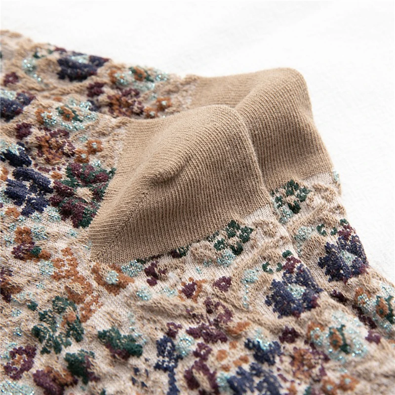 

Warm Cute Female Tube Socks 2021 New Fashion Vintage Sock Women Socks National Wind Flowers Print Autumn Winter Ladies Socks