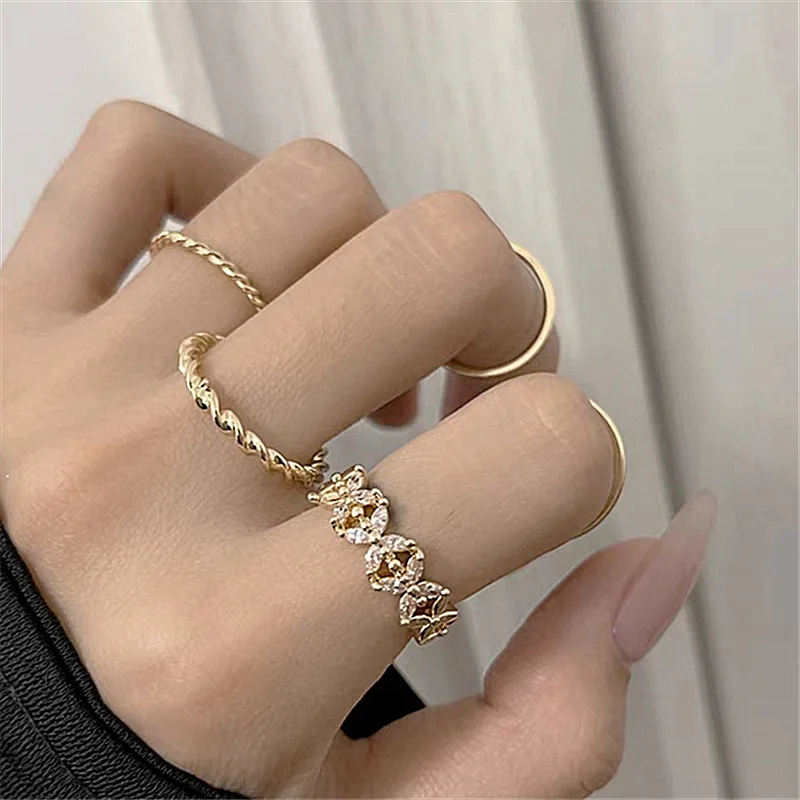 

XIAOBOACC 5Pcs Set Adjustable Silver Ring Korean Fashion Micro-Inlaid Zircon Flower Open Finger Ring Jewelry for Women
