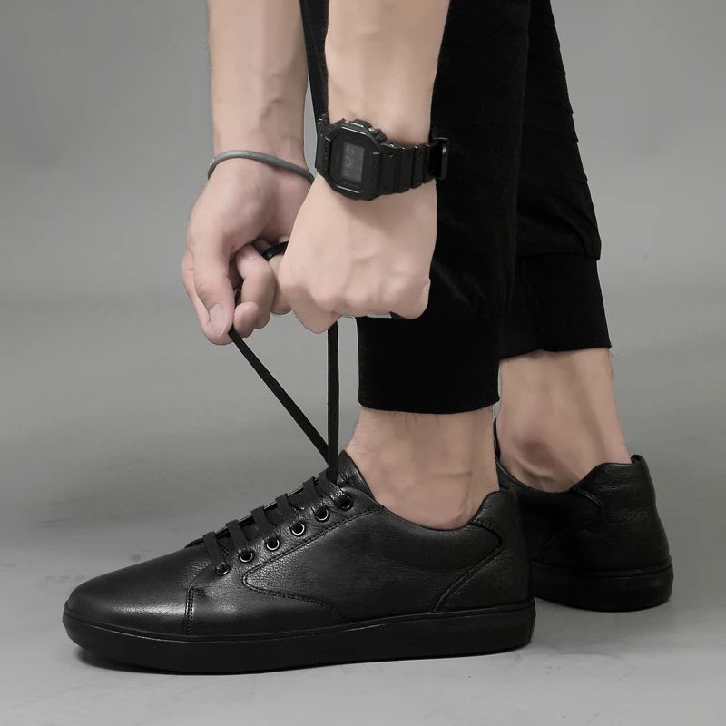 

Men's shoes Spring and Autumn shos men's genuine leather Korean fashion casual board shoes Round head lace solid color everyday