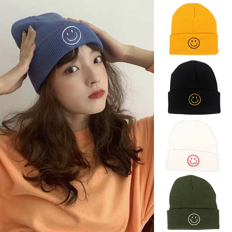 Шапка-бини однотонная трикотажная в стиле хип-хоп | Аксессуары для одежды