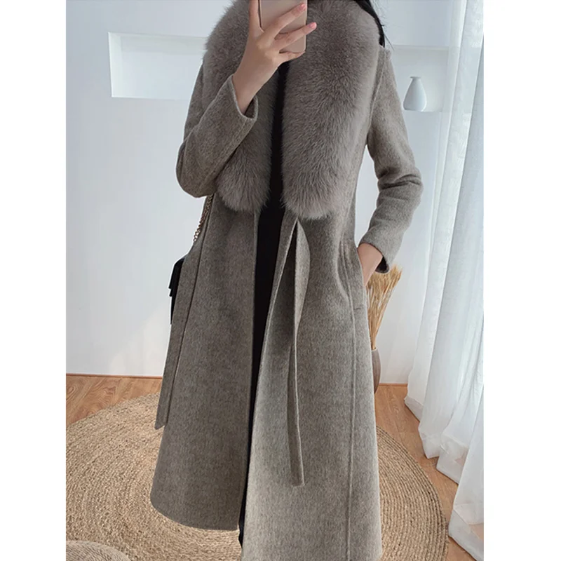 Женское кашемировое пальто с воротником из искусственного лисьего меха | Женская