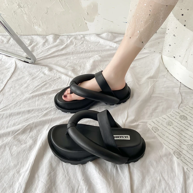 

Shoes Women Slippers For Swimming Pool Slides Med Fashion Platform Pantofle Soft Beach Flat Luxury 2021 PU Rubber Female Shoes