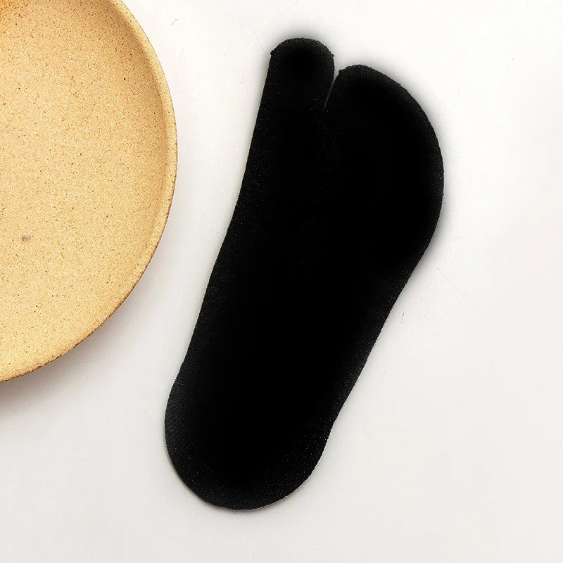 

Women's Socks & Hosiery