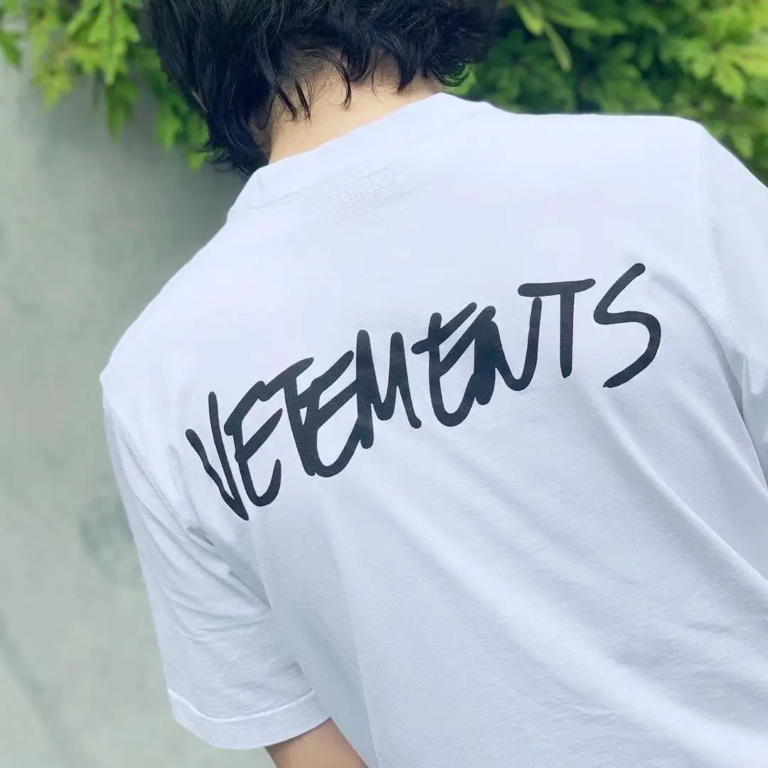 

Simple and loose men Letter Pattern vetements T-shirts Lady 2020 New Cotton Summer T shirt black Short Sleeve Tees&Tops
