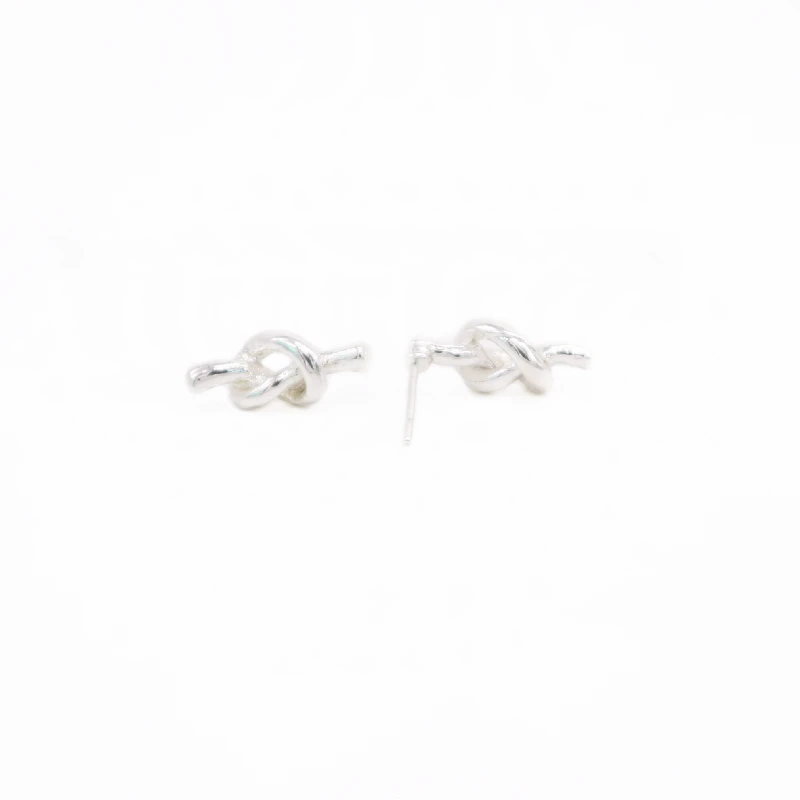 

New Simple Knot Style Ear Nails Round Pattern Earrings Zinc alloy Material Three Color Optional