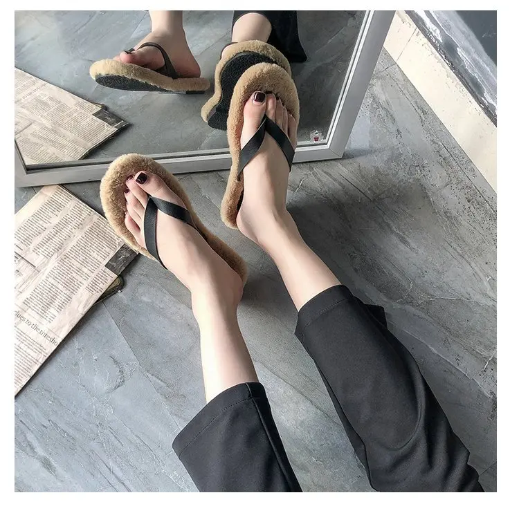 Classics Winter Women Fur Flip Flops Outside Flat Open Toe Women Shoes Solid Casual Faux Fur Slippers