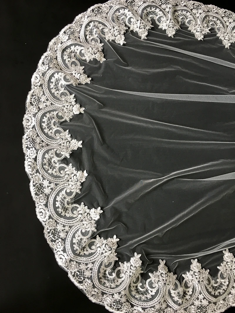 Длинная свадебная фата собора кружевная Фата с аппликацией по краям длина 3*2021 м