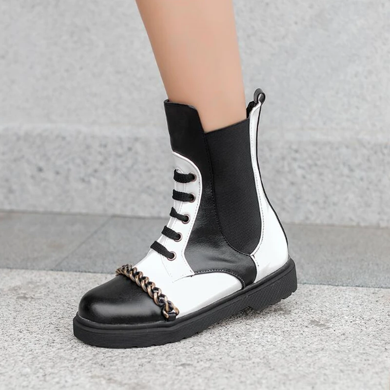 

New Spring Punk Gothic Shoes Woman Sexy Chain Flat Heel Motorcycle Boots Women Black And White Ankle Boots With Zip