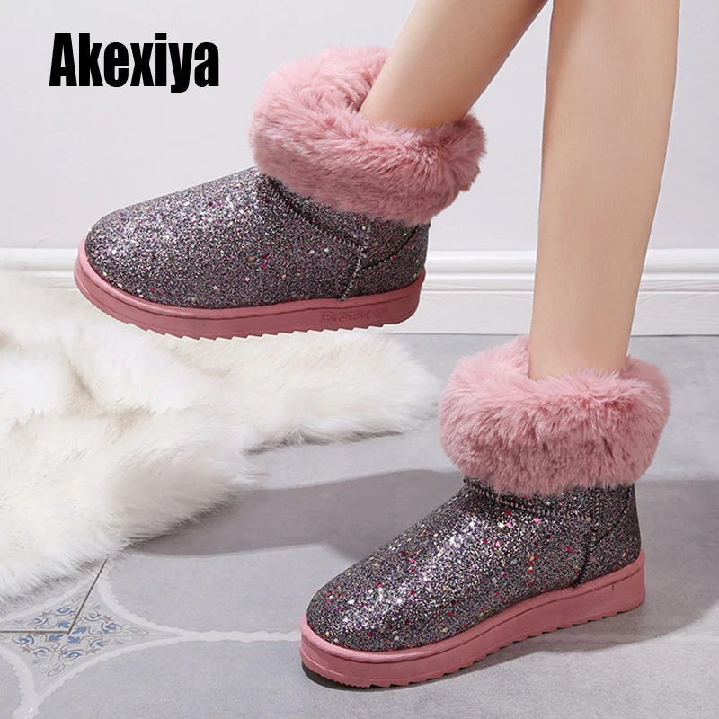 Женские зимние теплые ботинки женские на нескользящей подошве блестящие