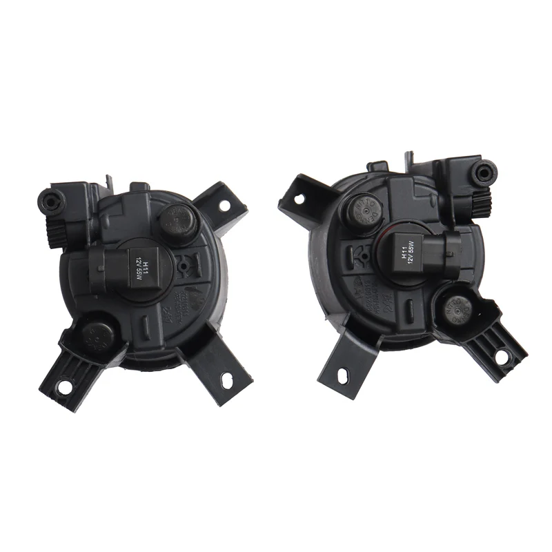 

MagicKit Car Metal Plastic Front Bumper Halogen Driving Fog Lights Lamps for Audi A4 B7 A3/S3 10-13 Automobiles Car Accessorie