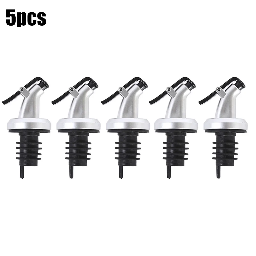 

5pcs Olive Oil Sprayer Liquor Spirit Pourer Dispenser Flow Wine Bottle Pour Spout Pourers Flip Top Stopper Barware Kitchen Tools