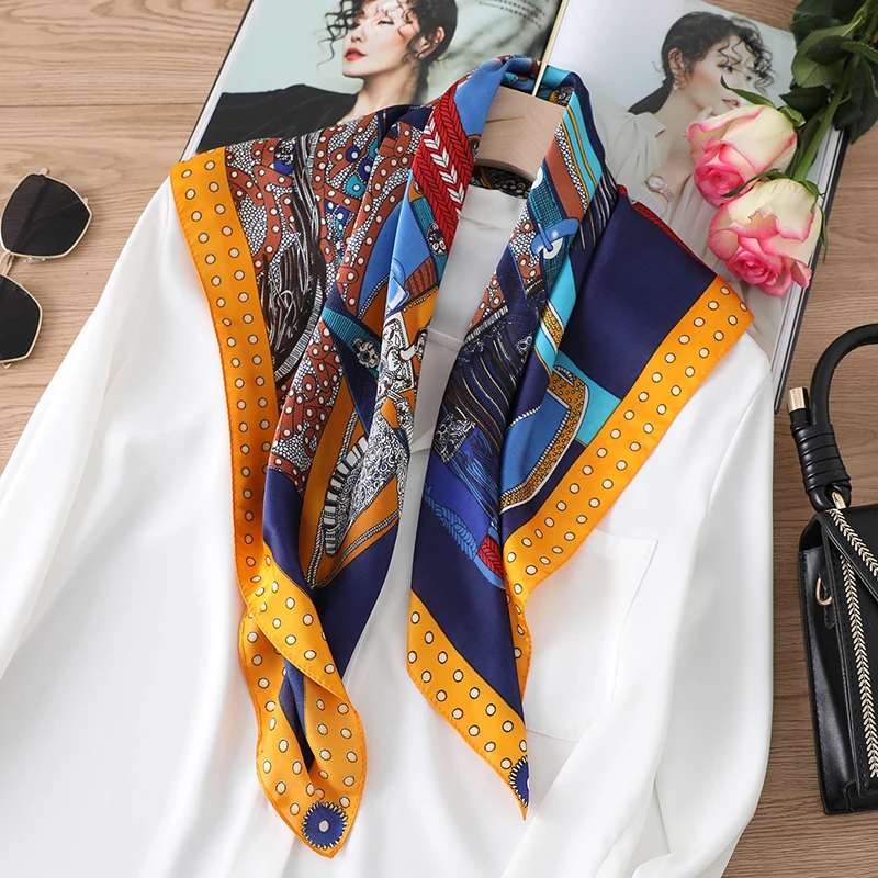2021 Plaid Silk Scarf Women Luxury Brand Neck Scarves Hair Band Foulard Lady Accessories Square Head Wraps Bandana |