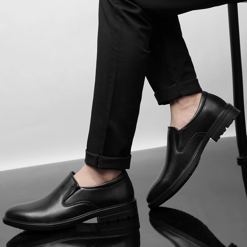 

Brand Casual Shoes Luxury Men Flats outdoor Fashion Breathable Sneakers slip on oxfords Genuine Leather Shoes men Footwear