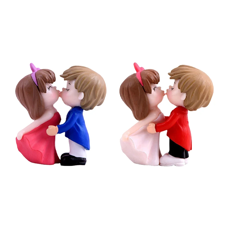 

Cute Boy and Girl Lovers Kiss Wedding Dolls for Home Decor Romantic Couples Figurines Fairy Garden Miniatures Ornaments