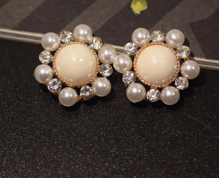 Высококачественная куртка со стразами и жемчужными пуговицами кардиган свитер