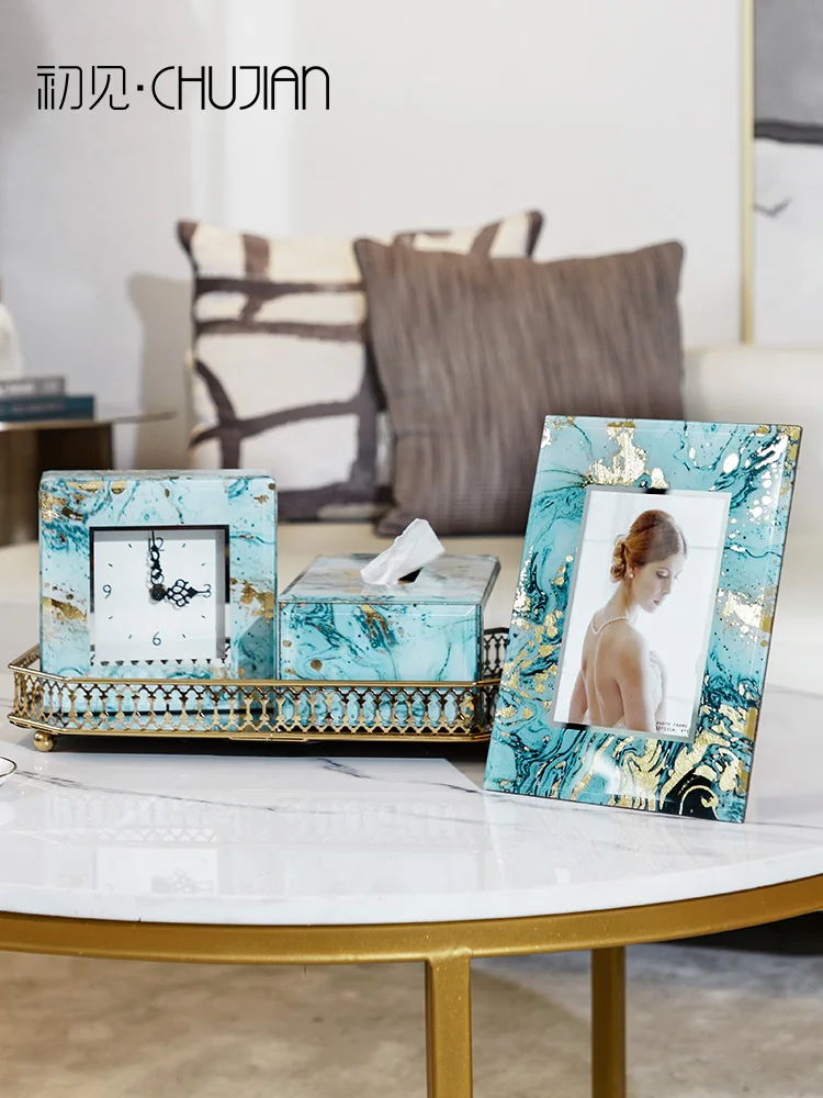 

Нордический современный дневной ящик для полотенец, часы для чайного столика, мягкий костюм с набором для гостиной