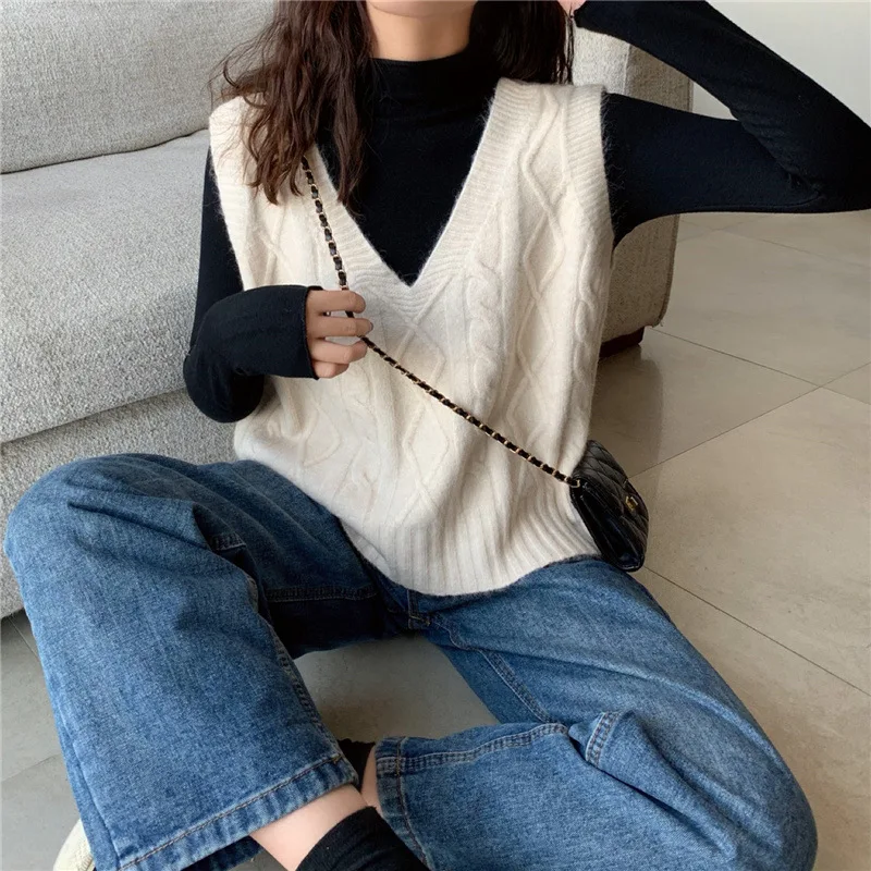 

V-neck twist knitted vest for women autumn and winter new loose and versatile solid color sleeveless vest sweater WSW37