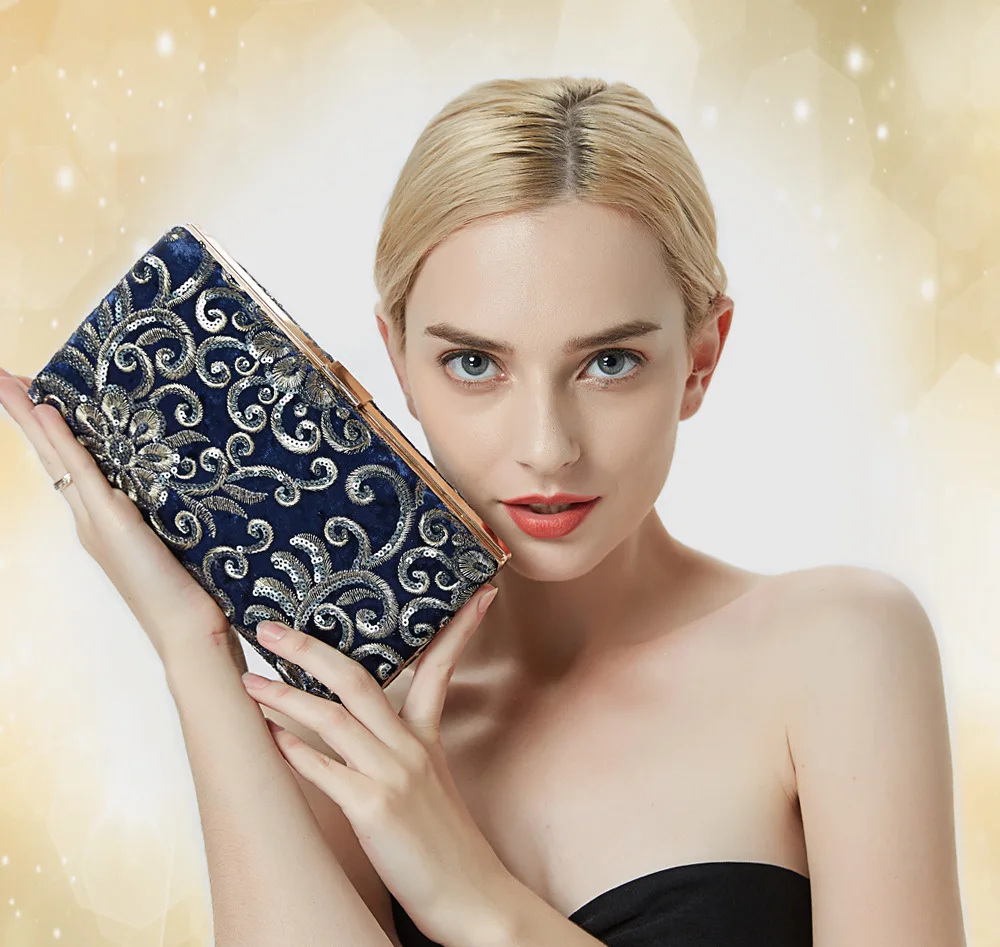 Женская сумка мессенджер с золотистым принтом и цепочкой WY138|Клатчи| |