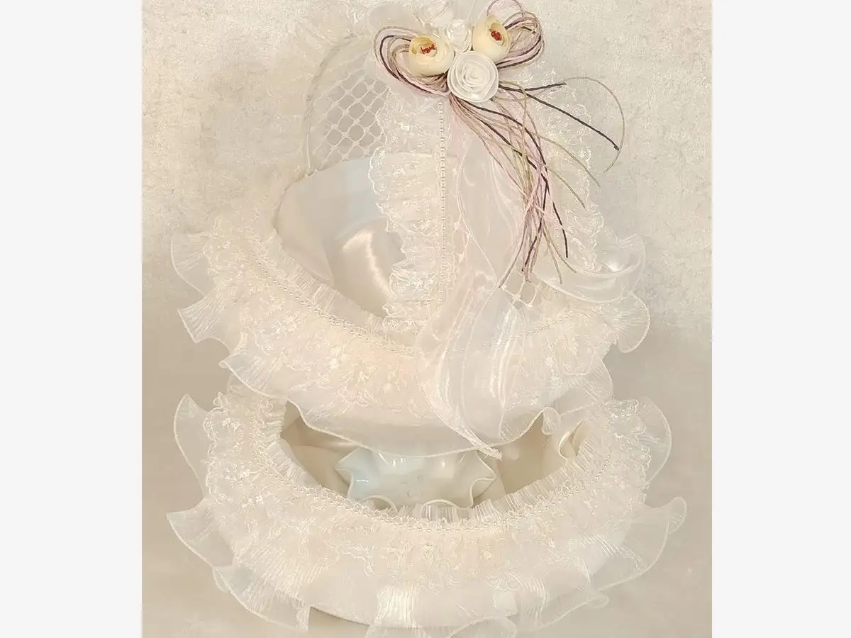 

Gauze Rose Oval Henna Tray And Basket Cream