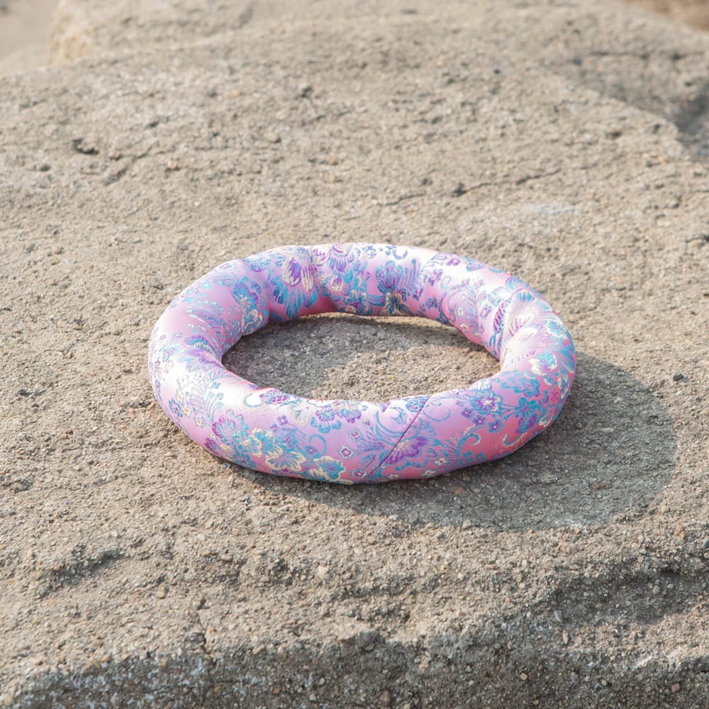 Розовый замшевый нападающий и розовое кольцо из ткани молоток лучший подарок для