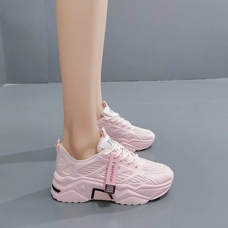 

Chunky Sneakers Women Shoes New Autumn Thick Bottom Lace Up High Heels Platform Shoes Woman Solid Leather Casual Shoes Flats