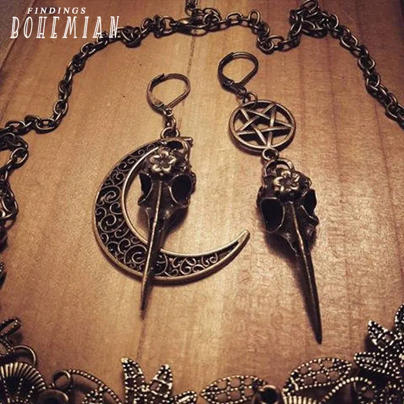 Винтажные асимметричные серьги в виде полумесяца с пятиконечной звездой форме