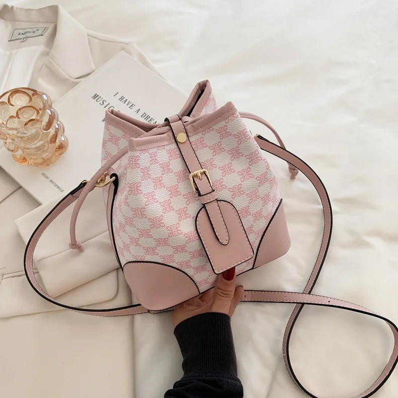 

Лоскутные кожаные сумки-ведра через плечо для женщин, осенняя сумка на плечо, вместительная дамская сумочка на плечо для путешествий