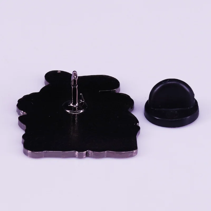 

P5853 Dongmanli Horror Movie Creativity Enamel Pins Cool Badge Backpack Collar Lapel Pin Hat Jewelry Gifts for Friends