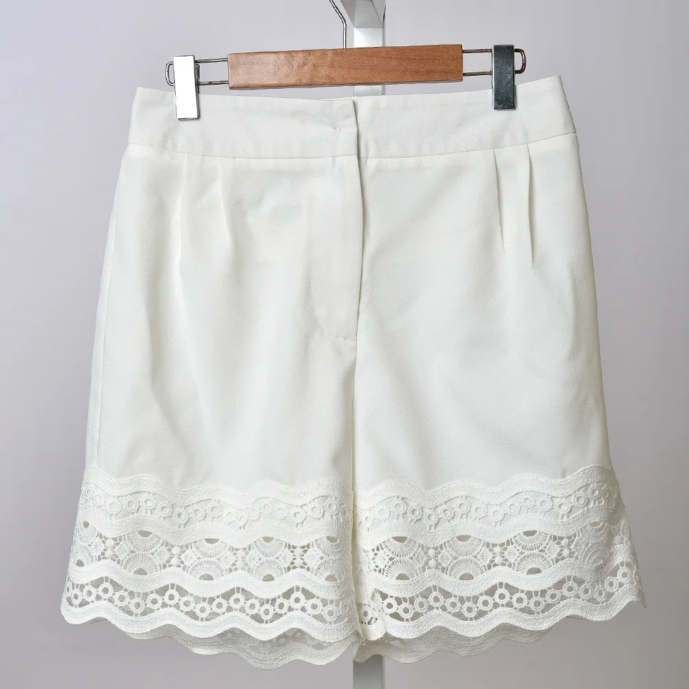 

Women White Lace Shorts Embroidery Hollow out High Waist Straight Shorts 2021 Summer New