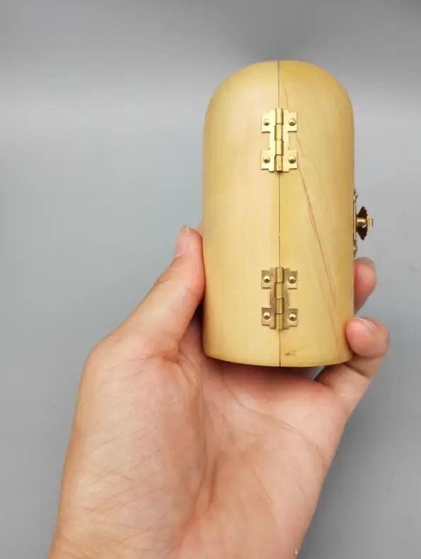 

Chinese Wood Carving Guanyin Buddha Statue