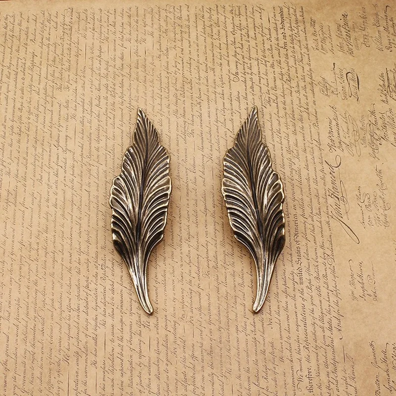 

New European Chinese Antique Leaf Small Kitchen Cabinet Handles Door Wardrobe American One Pair Drawer Knobs