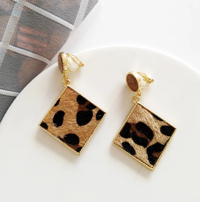 square clip Клипса для уха зимние коричневые волосы ромб Клипсы Серьги Геометрические Квадратные круглые леопардовые Клипсы Серьги для темпераментных женщин леди - Окраска металла: square clip