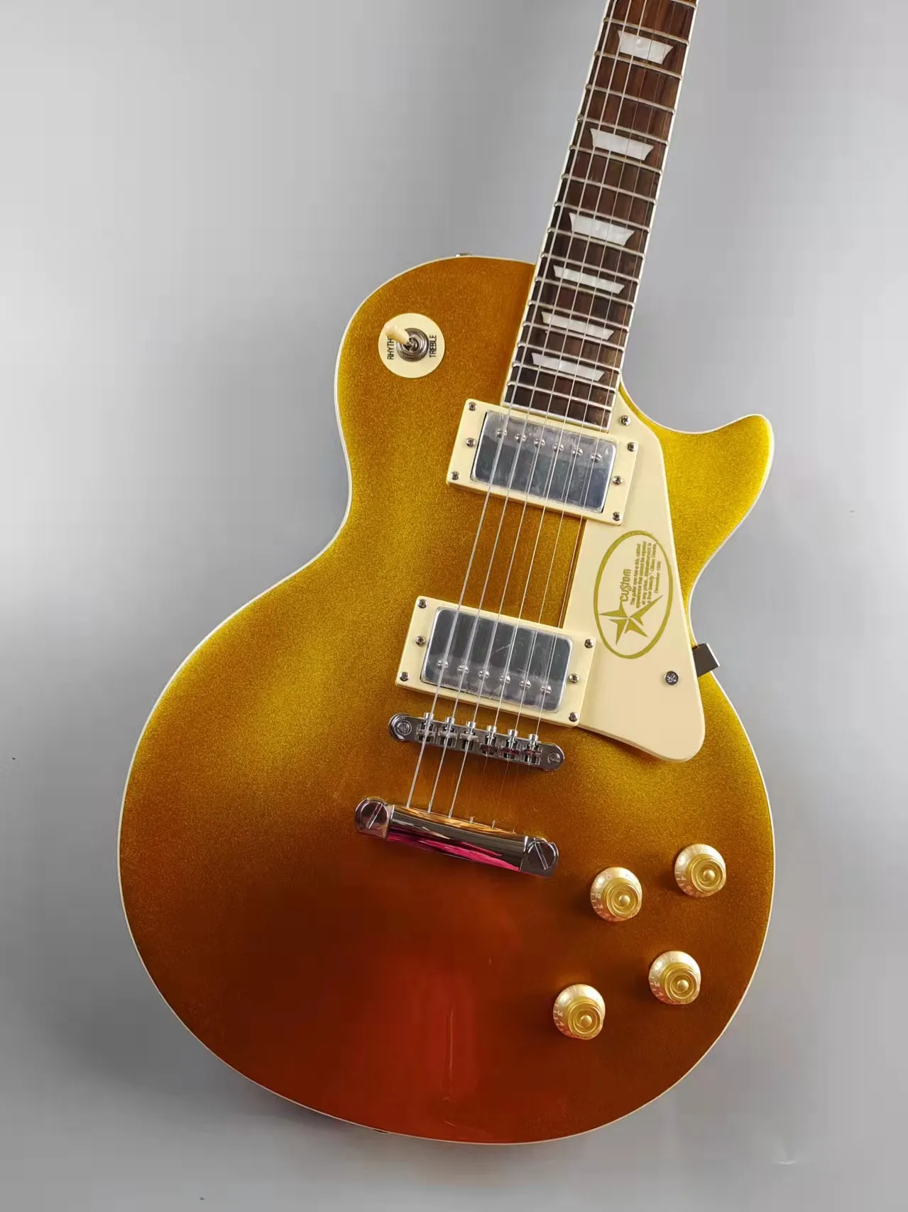 Электрическая гитара золотой блеск корпус из красного дерева фингерборд