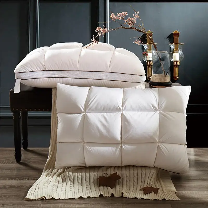 42 хлебная клетчатая хлопковая Подушка с наполнителем из 100% белого гусиного пуха